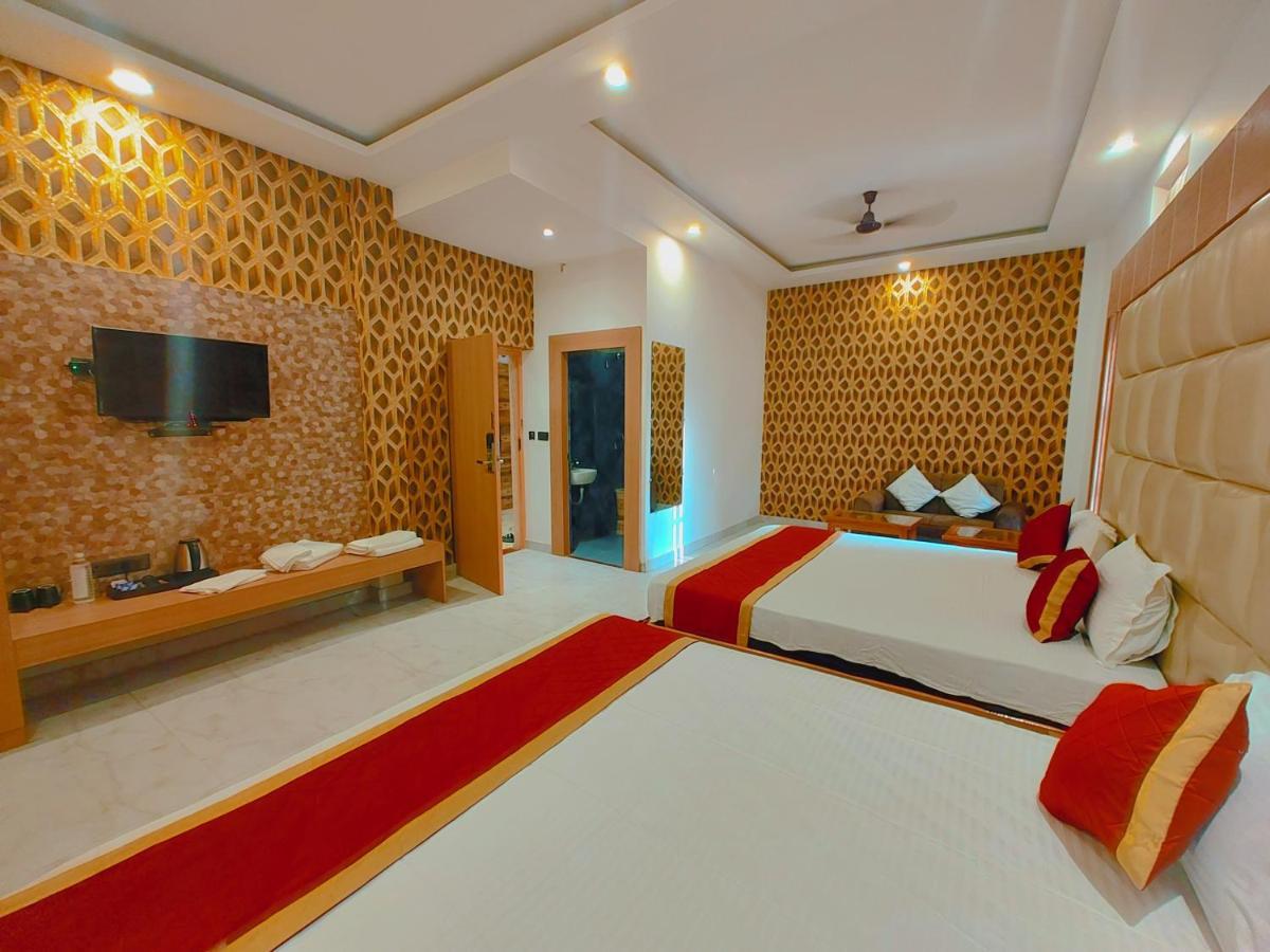 Avadh Sunshine Palace Hotel And Resort Ayodhya Екстериор снимка